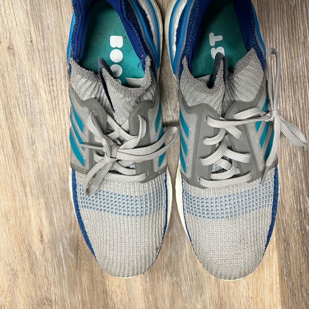 Adidas Men’s Athletic Shoe